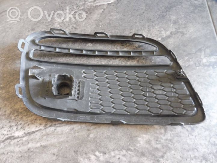 KIA Ceed Ventiliacinės grotelės 86661A2610