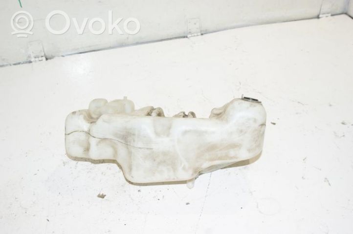 BMW 5 E39 Réservoir de liquide lave-glace 61678364941