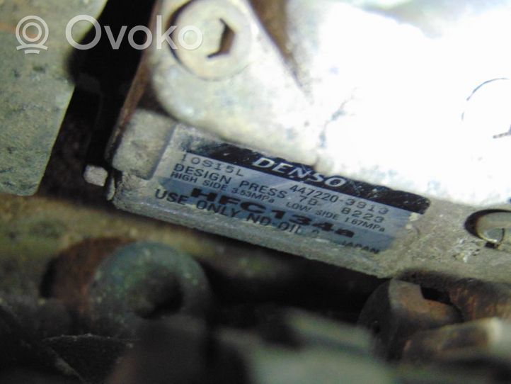 Toyota Avensis T220 Gaisa kondicioniera kompresors (sūknis) 8832063010
