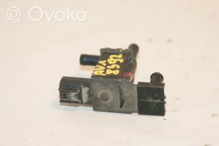 Toyota Avensis T220 Magneettiventtiili 2586022080