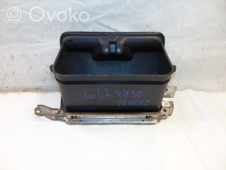 Mitsubishi Colt Glove box set MR189217