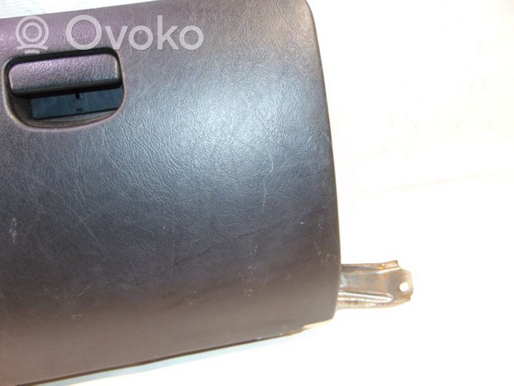 Mitsubishi Colt Glove box set MR189217