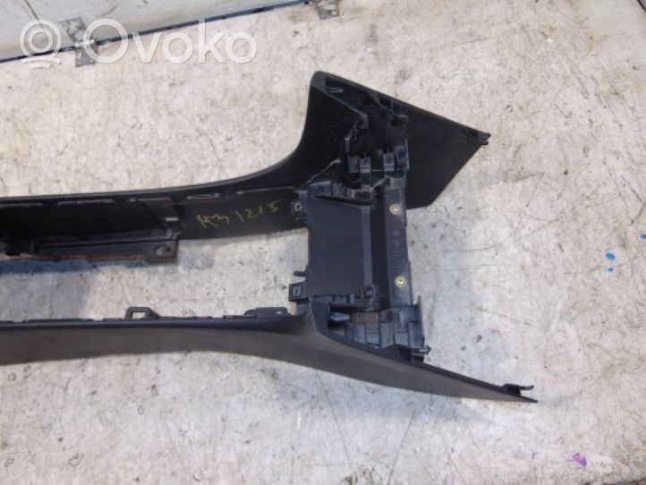 Mazda 3 I Console centrale B32H64428