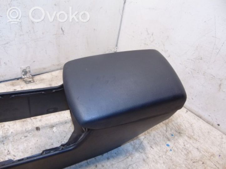 Mazda 3 I Console centrale B32H64428