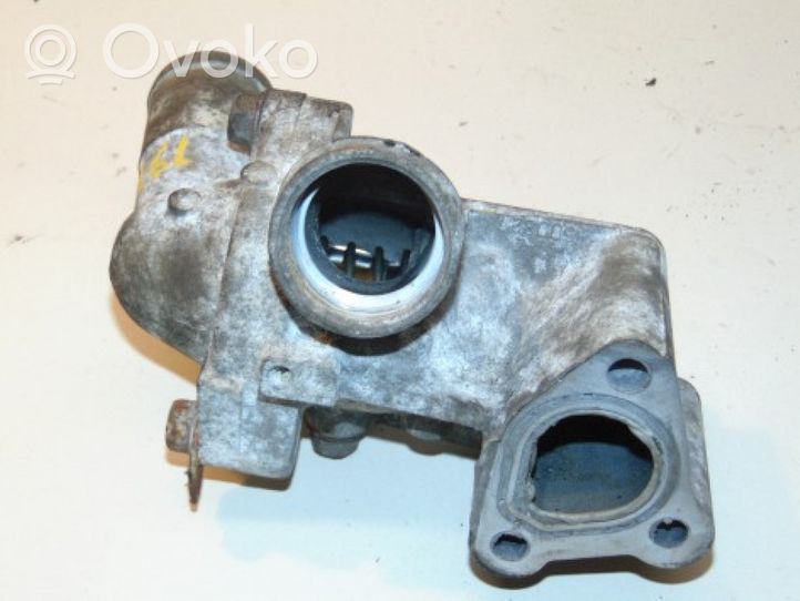 Mitsubishi Colt Termostat / Obudowa termostatu MD315628