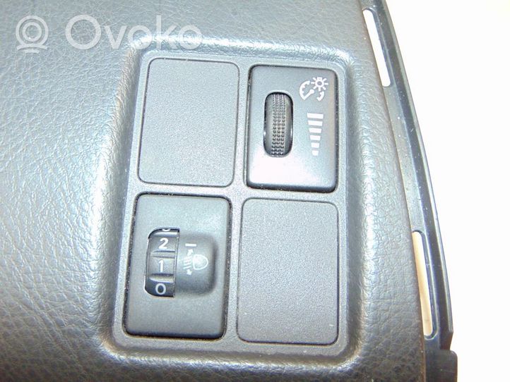 Toyota RAV 4 (XA30) Set di interruttori 8415252080