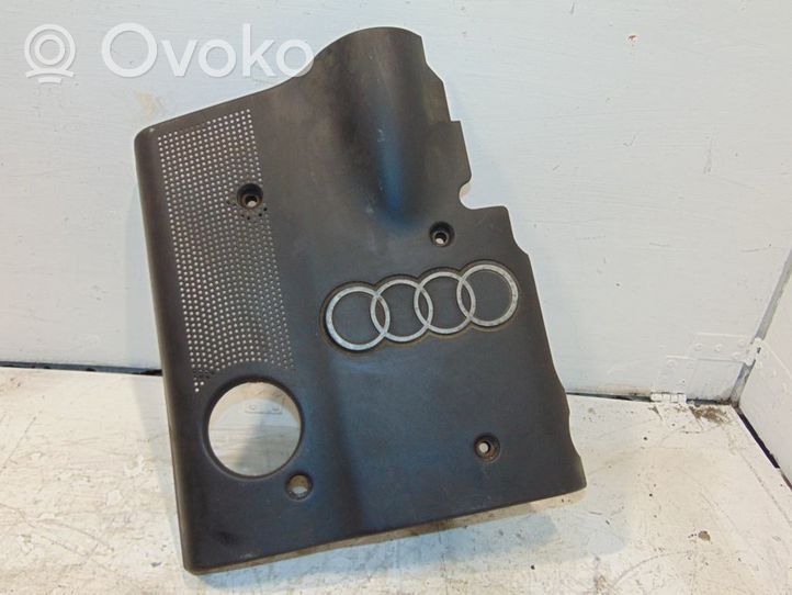 Audi A4 S4 B5 8D Dzinēja pārsegs (dekoratīva apdare) 06B103935H