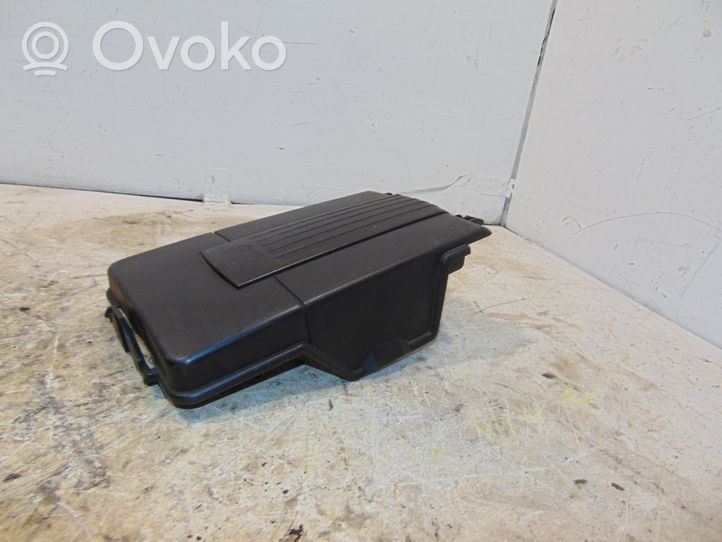 Volkswagen Jetta V Battery box tray cover/lid 1K0915443A