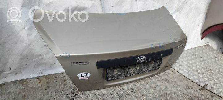 Hyundai Elantra Tylna klapa bagażnika 692002D590