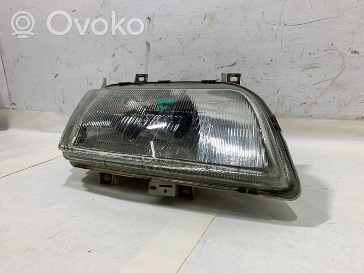 Volkswagen Sharan Lampa przednia 7M1941016K