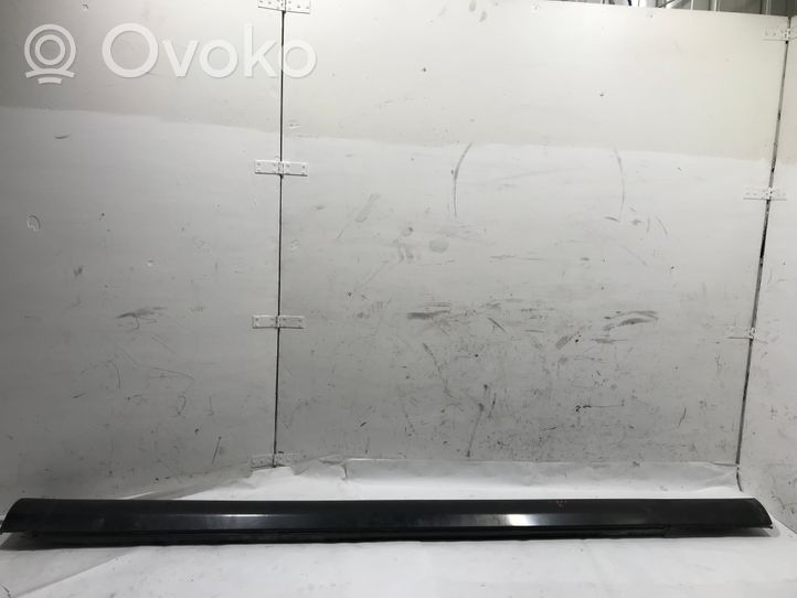 Mercedes-Benz E W211 Front sill trim cover A2116980154