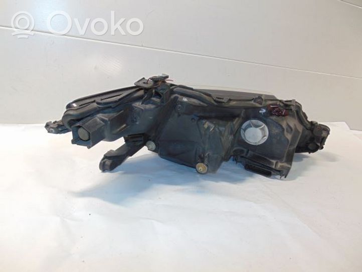 Toyota Camry VIII XV70  Lampa przednia 8118533D71