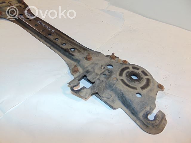 Toyota Camry VIII XV70  Soporte para el marco panal de radiador 5223933020