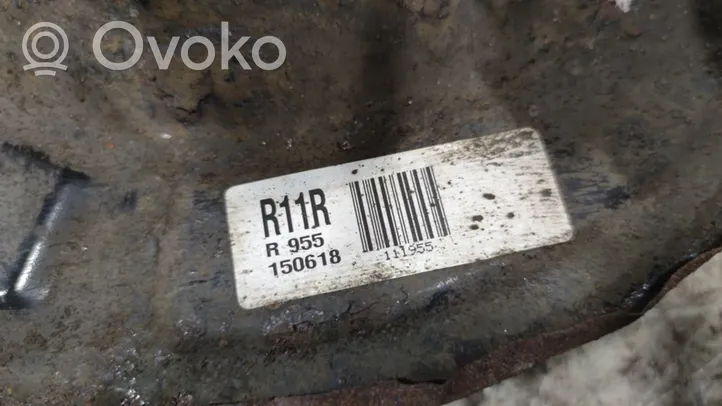 Toyota Avensis T270 Olka-akselin laakeripesä 4230405141