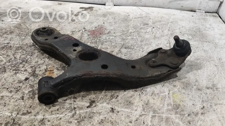 Toyota Avensis T270 Front lower control arm/wishbone 4806805090