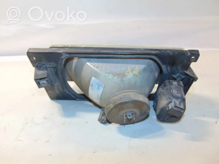 Volkswagen Polo II 86C 2F Lampa przednia 867941018