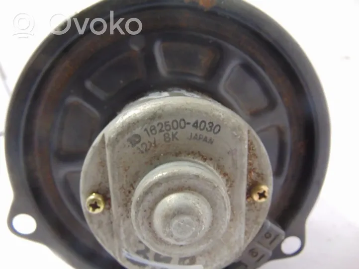 Toyota Supra A70 Pečiuko ventiliatorius/ putikas 1625004030