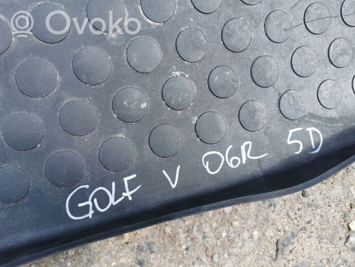 Volkswagen Golf V Doublure de coffre arrière, tapis de sol 