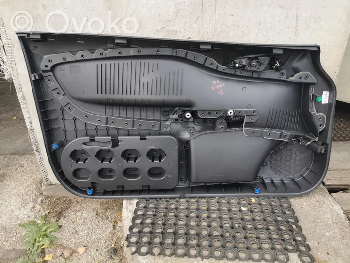 Opel Corsa E Apmušimas slankiojančių durų (obšifke) 