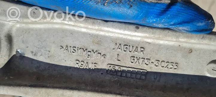 Jaguar XE Etu-alatukivarren haarukkavipu GX73-3C255