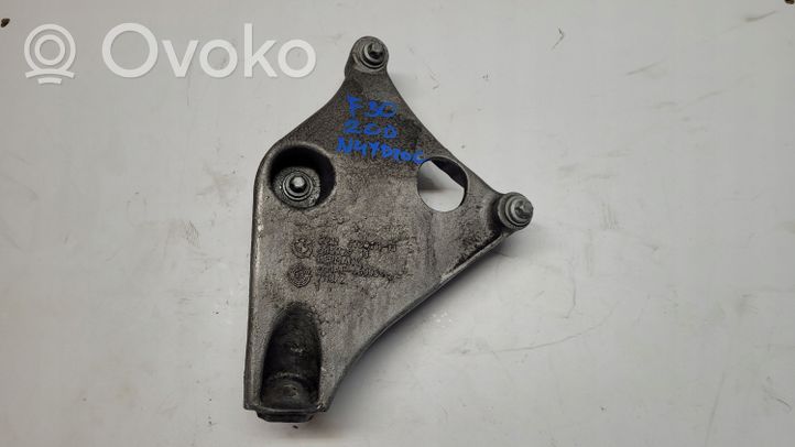 BMW 3 F30 F35 F31 Variklio tvirtinimo kronšteinas 6788611