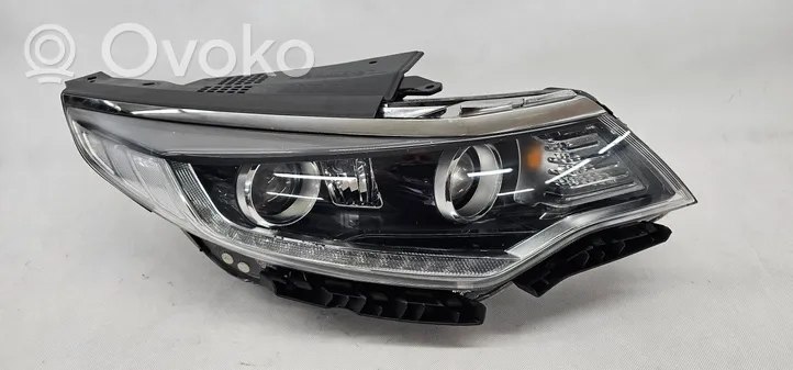 KIA Optima Lampa przednia 92102D4070