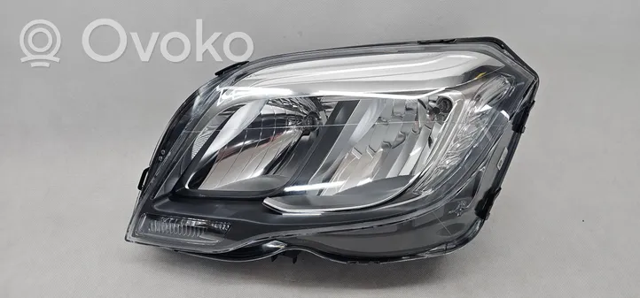 Mercedes-Benz GLK (X204) Lampa przednia A2048200939