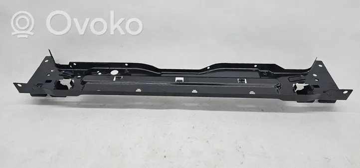 Volvo XC40 Panel mocowania chłodnicy / góra 32234760