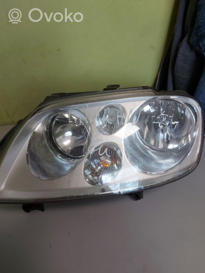 Volkswagen Touran I Lampa przednia 13052392321TO941005F