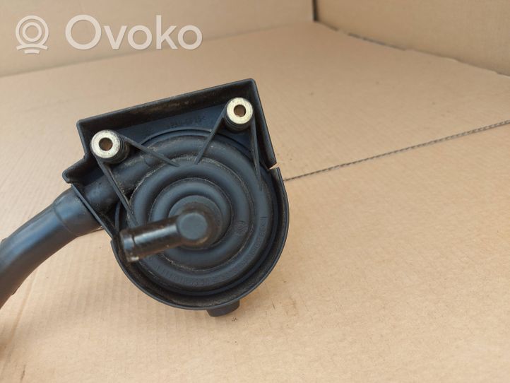 Mercedes-Benz CLK A208 C208 Separatore dello sfiato dell’olio A1110180335