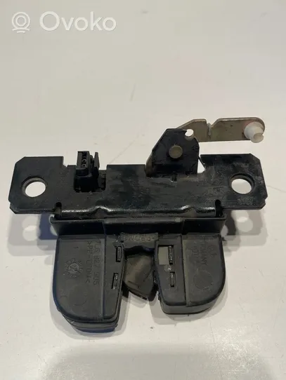 Volkswagen Touareg I Tailgate/trunk/boot lock/catch/latch 7L6827505