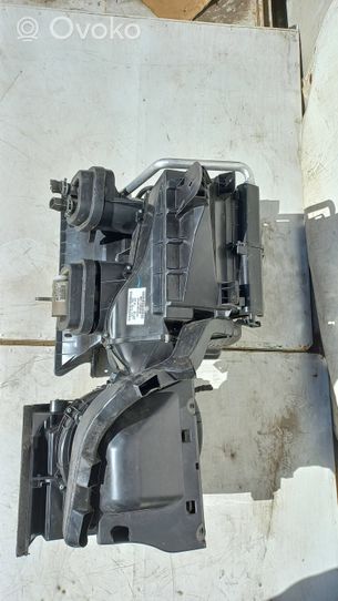 Ford Transit Salono oro mazgo plastikinis korpusas BK2119B555AG