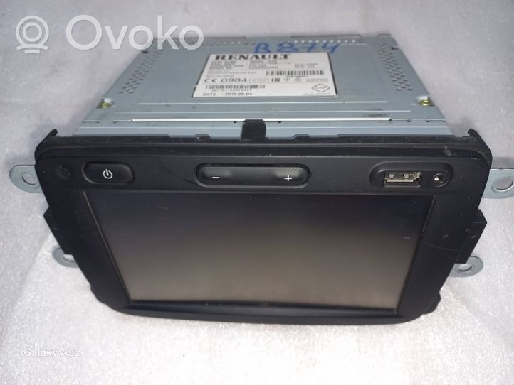 Renault Trafic III (X82) Panel / Radioodtwarzacz CD/DVD/GPS 281151144R