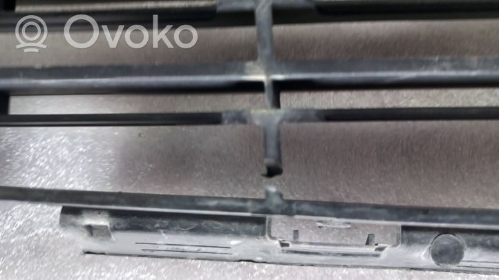 Citroen C4 II Picasso Atrapa chłodnicy / Grill 9814296480