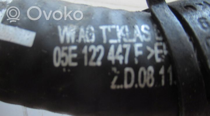 Volkswagen T-Cross Moottorin vesijäähdytyksen putki/letku 05E122447F