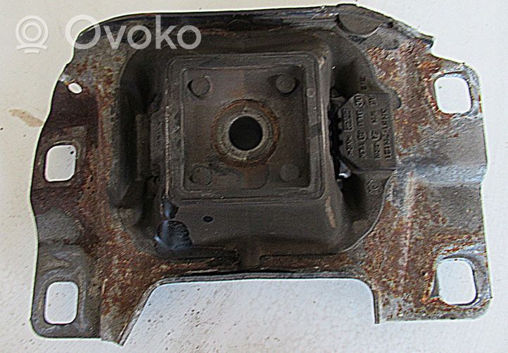 Ford Focus Supporto della scatola del cambio 5M517M121