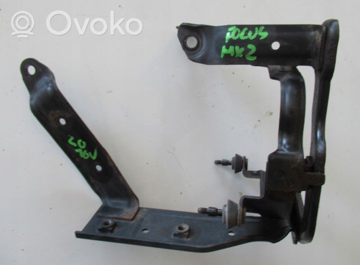 Ford Focus Power steering pump mounting bracket 3M513K738AC