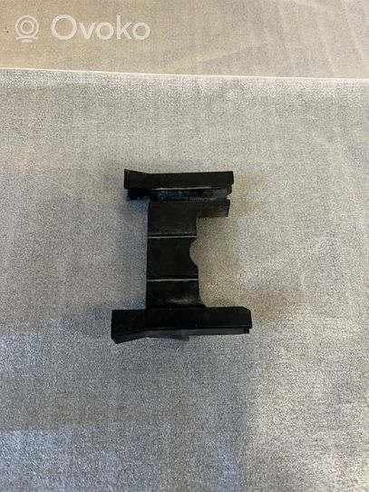 BMW 3 E36 Poutre de soutien de pare-chocs arrière 51121960697