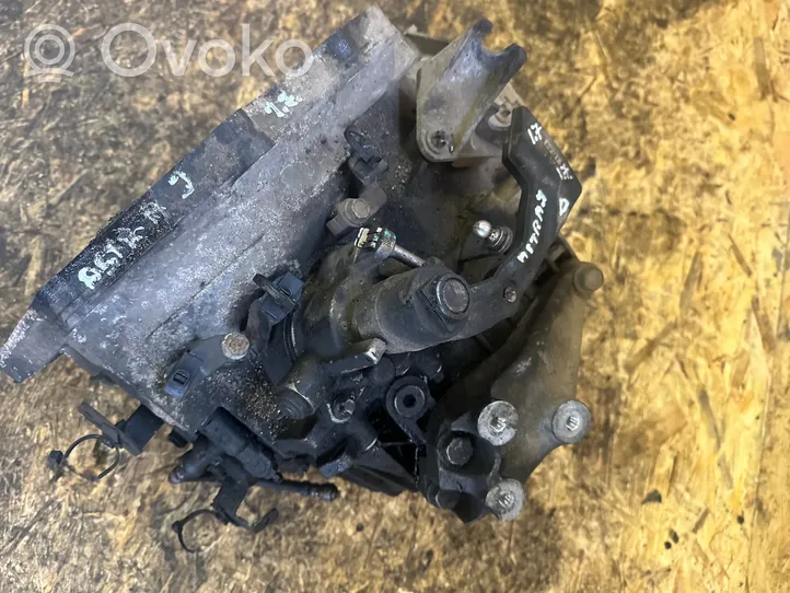 Opel Astra J Mechaninė 6 pavarų dėžė 55194293