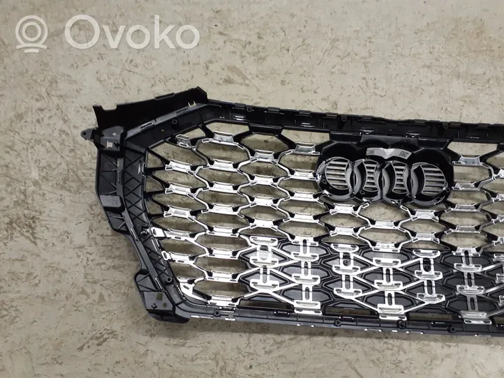 Audi Q3 F3 Grille calandre supérieure de pare-chocs avant 83F853651A