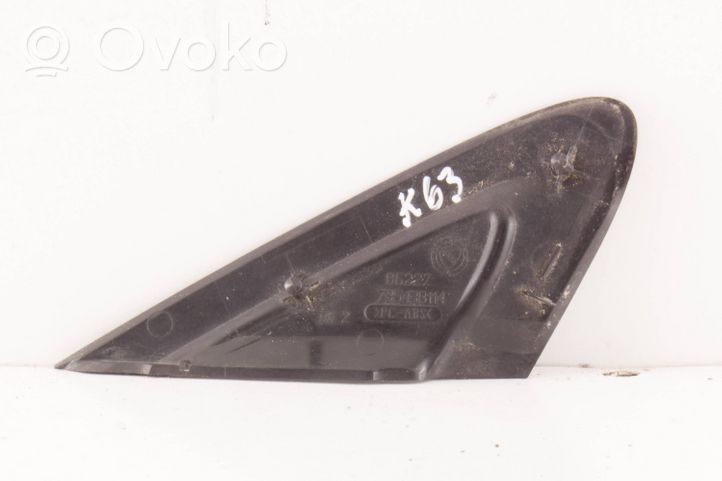 Fiat Grande Punto Listwa / Nakładka na błotnik przedni 735438114