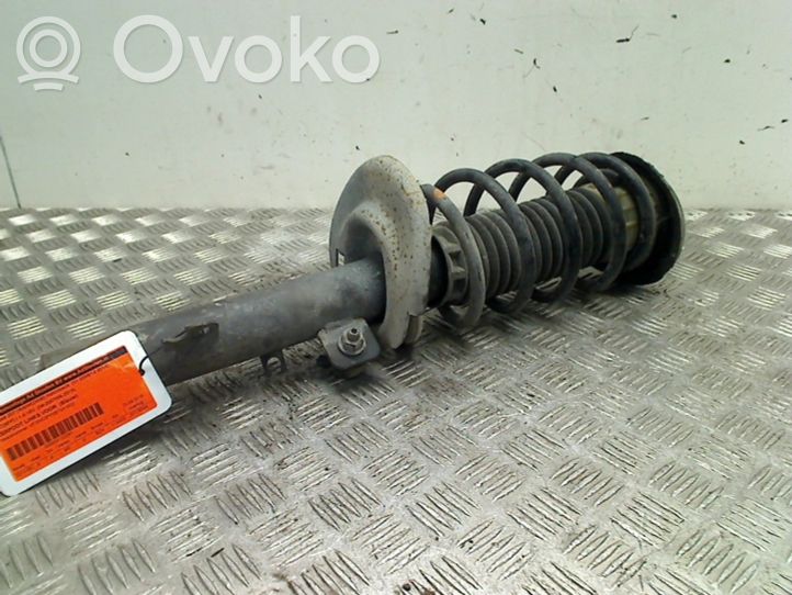 Peugeot 207 Front shock absorber with coil spring, 37.00 € RRR