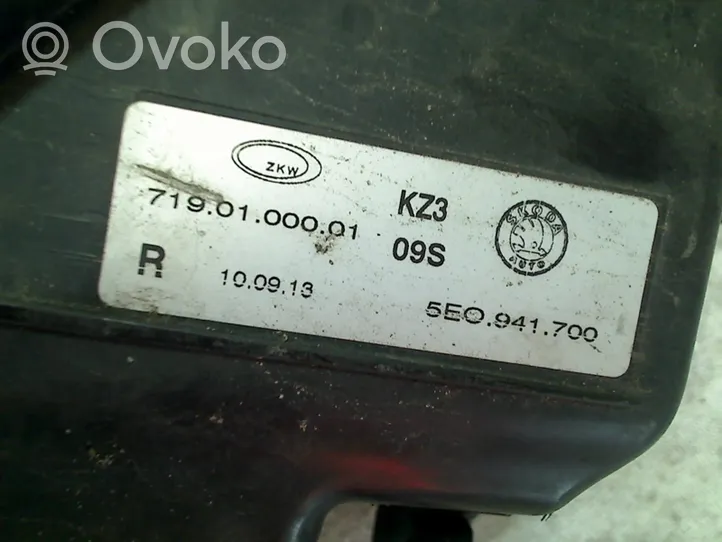 Skoda Octavia Mk3 (5E) Front fog light 5E0941700