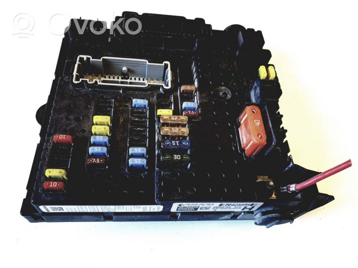 Volvo XC90 Module de fusibles 30728273