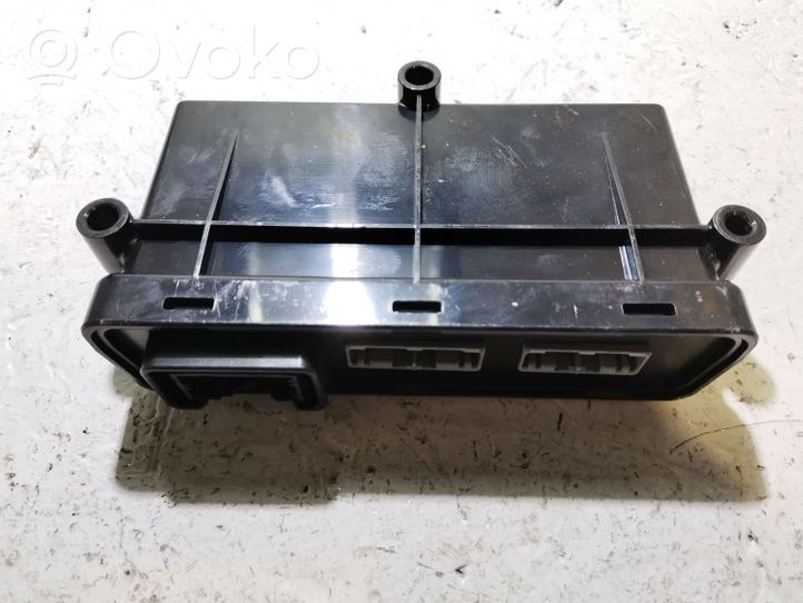 Tesla Model S Door control unit/module 0748G03N