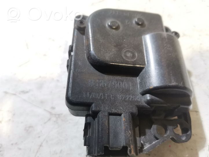 Chrysler Voyager Motorino attuatore aria M8679001