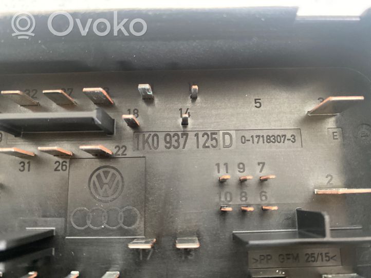 Volkswagen Golf VI Saugiklių blokas 1K0937125D
