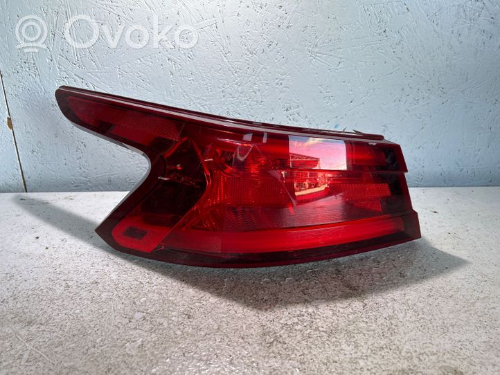 Nissan Maxima A35 Lampa tylna 