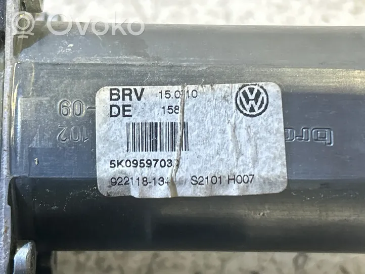 Volkswagen Touran II Takaoven ikkunan nostomoottori 5K0959703