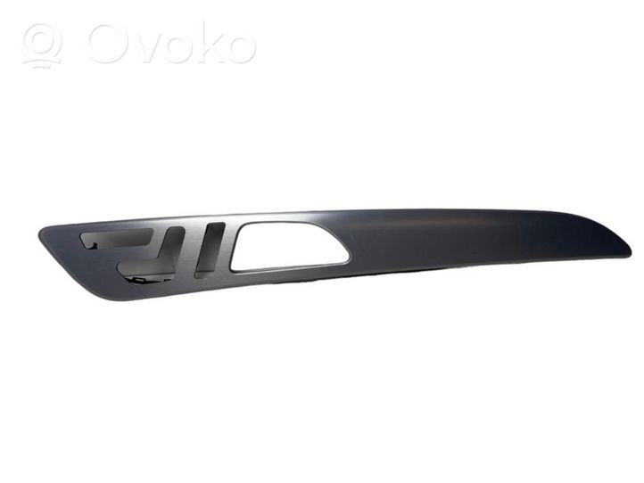 Mercedes-Benz ML W166 Altro elemento di rivestimento della portiera anteriore A1667204022